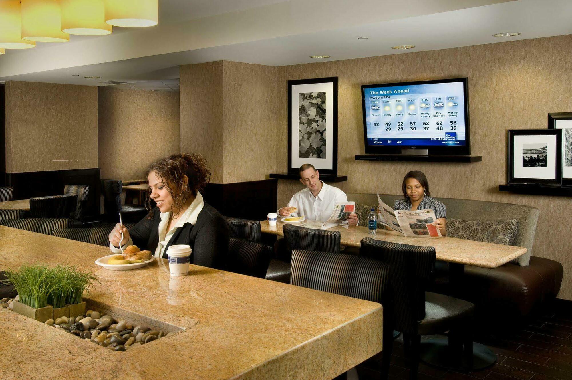 Hampton Inn Waco North Kültér fotó
